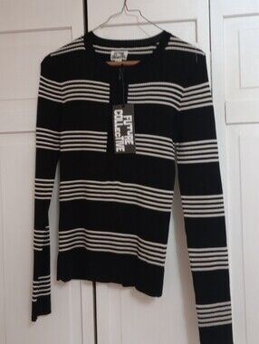 Future Collective ribbed knit long sleeve shirt pullover Size M